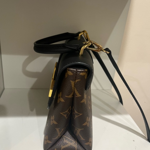 Louis Vuittan Locky BB - Picture 2 of 7